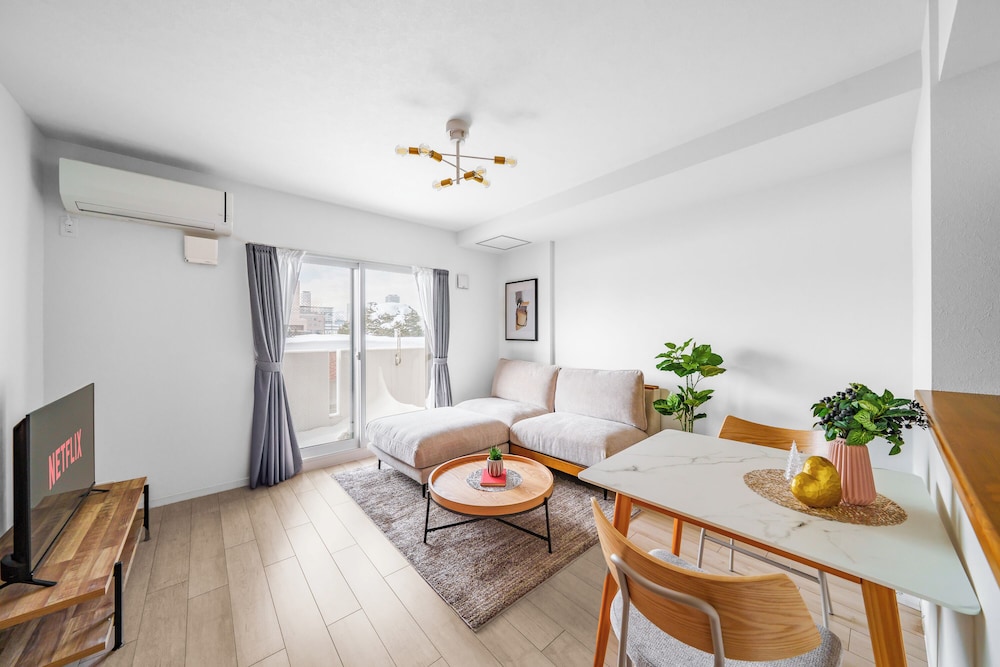 アパートメント リビング エリア0 | E-US NAEBO STATION 402