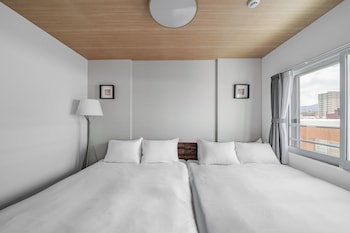 E-US NAEBO STATION 402