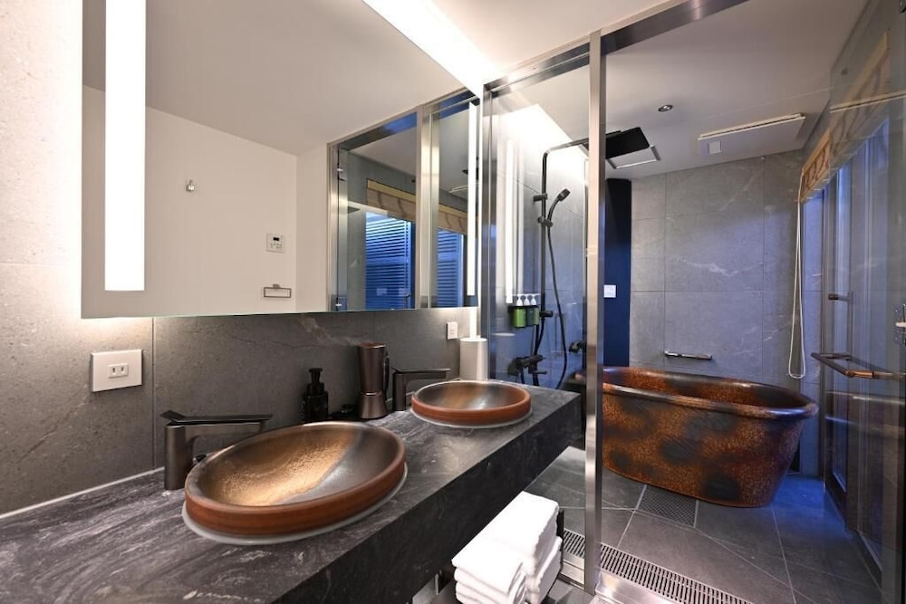 和風ダブルルーム バスルーム1 | 清水エリートテラス