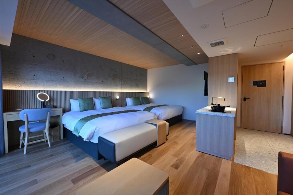 プレミア 4 人部屋 バルコニー (Sauna) 客室2 | 清水エリートテラス