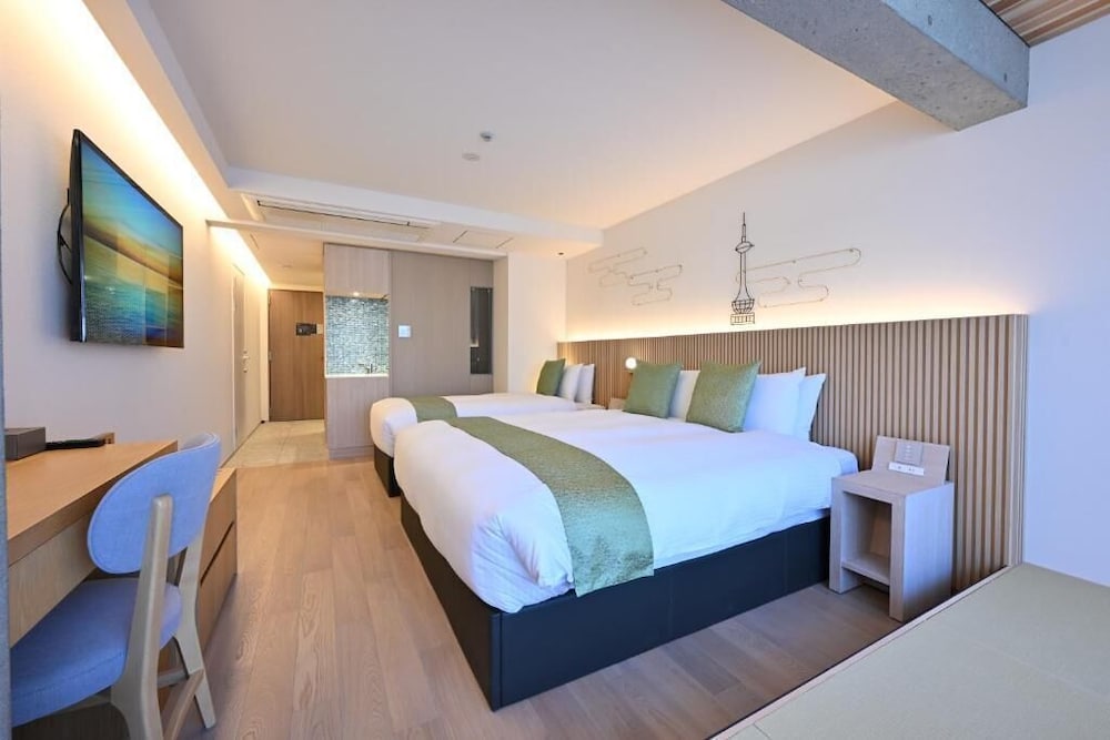 ファミリー ダブルルーム 客室1 | 清水エリートテラス