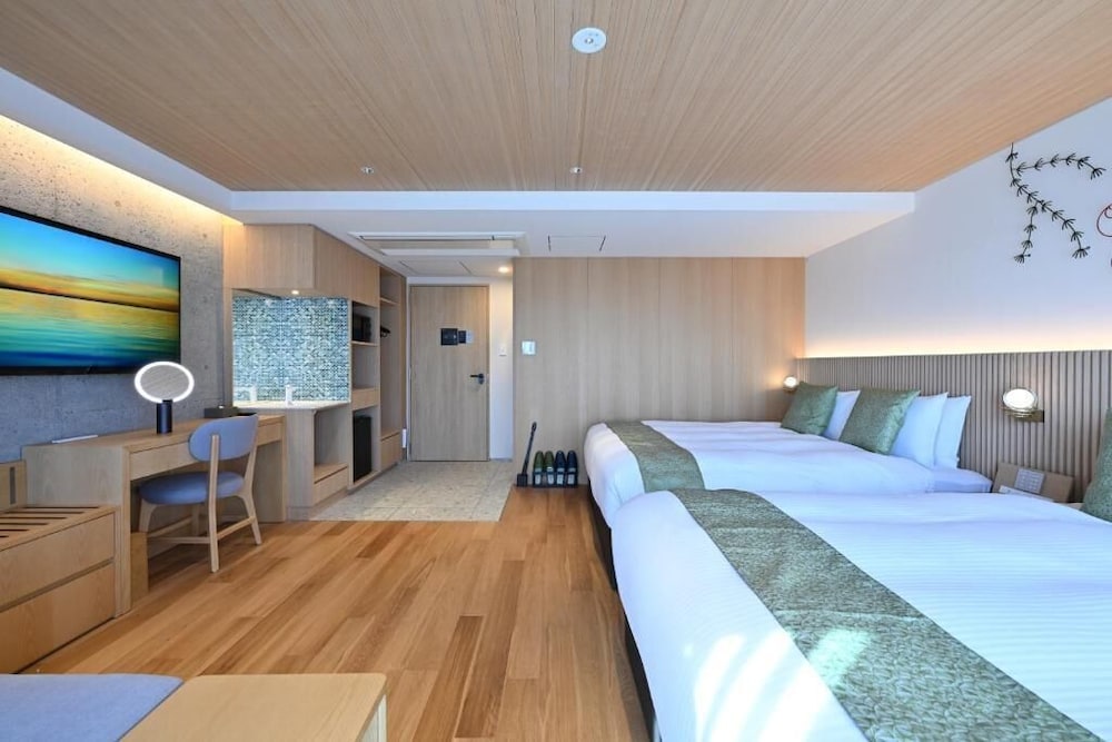 スーペリア 4 人部屋 客室1 | 清水エリートテラス