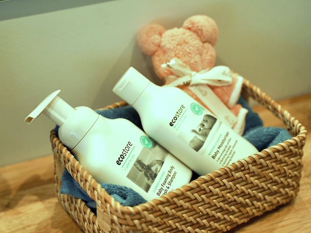 スタンダード 4 人部屋 禁煙 ハーバービュー 客室5 | 1 and Only Hotel Io - イオ