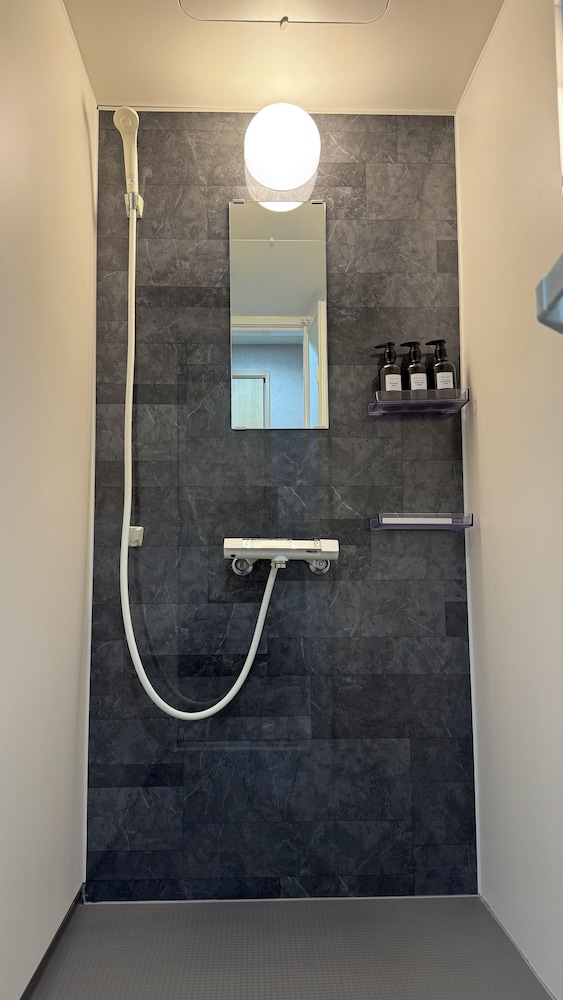 ビジネス トリプルルーム バスルーム2 | RUKA 天王寺ホテル