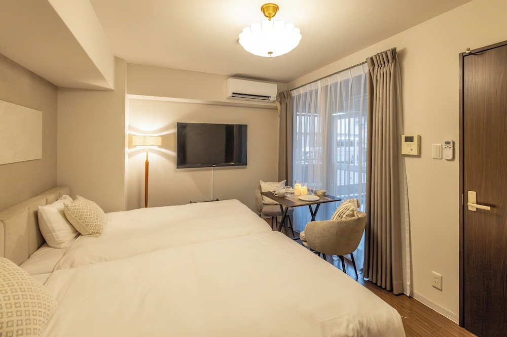 コンフォート アパートメント ダブルベッド 2 台 禁煙 キッチン 客室1 | BR KUJO - セルフチェックインのみ