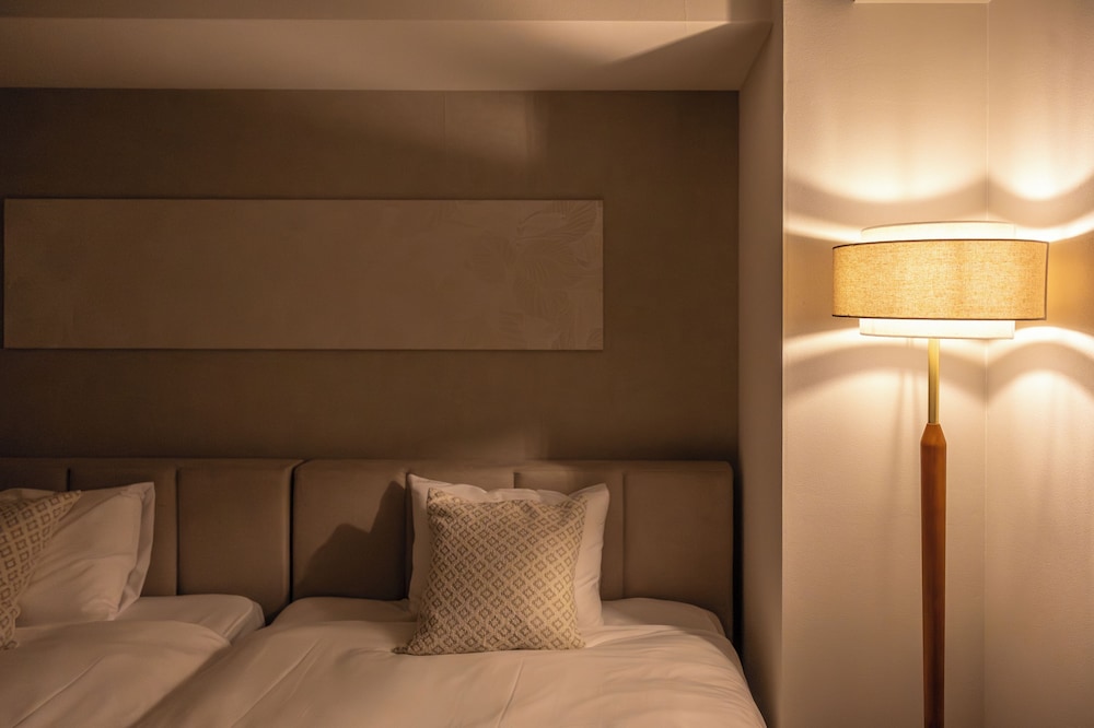 コンフォート アパートメント ダブルベッド 2 台 禁煙 キッチン 客室6 | BR KUJO - セルフチェックインのみ