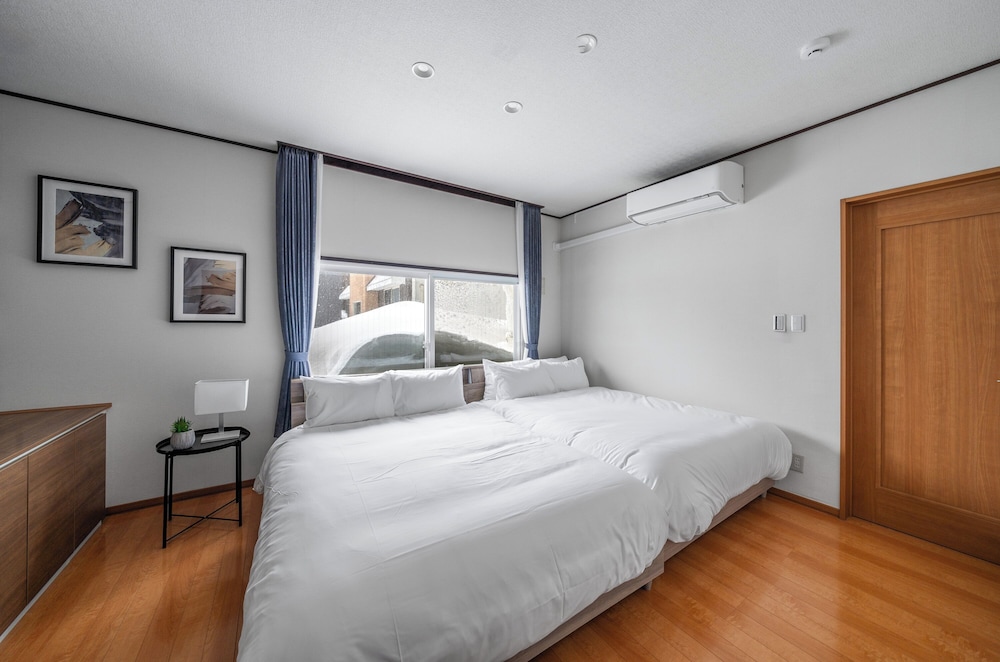 アパートメント 客室2 | E-US SAKAEDORI HOUSE