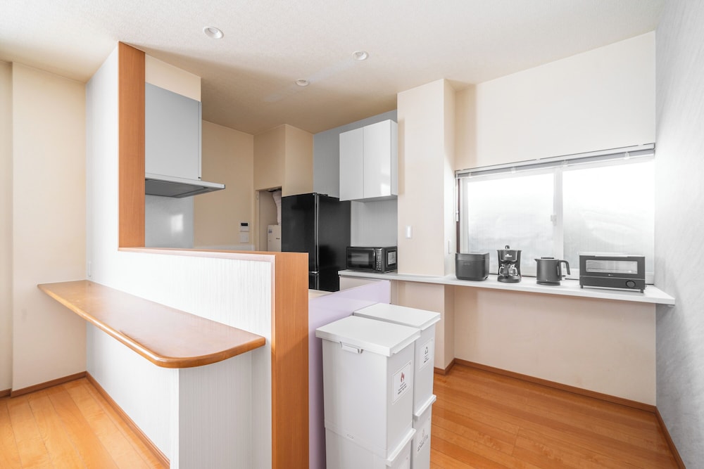 アパートメント 専用キッチン4 | E-US SAKAEDORI HOUSE