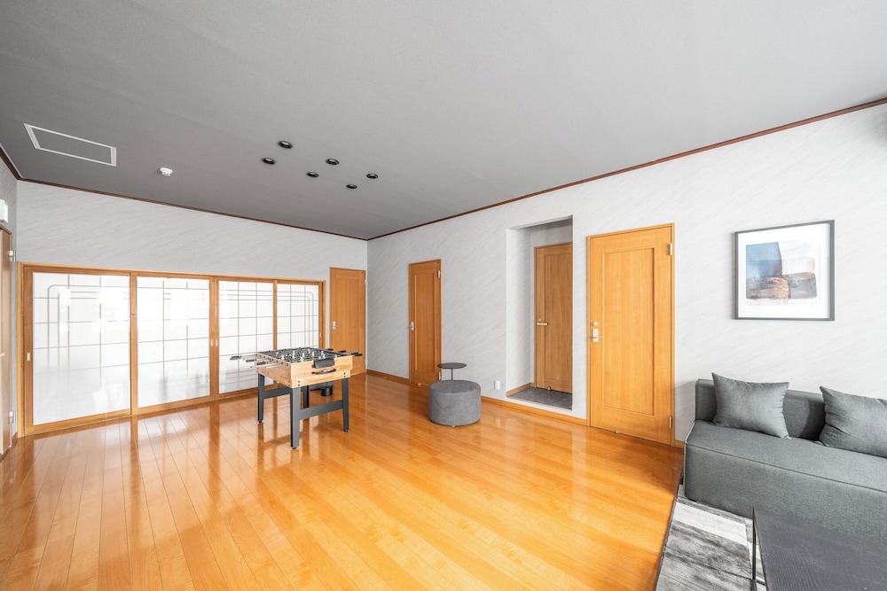 アパートメント ゲーム室4 | E-US SAKAEDORI HOUSE