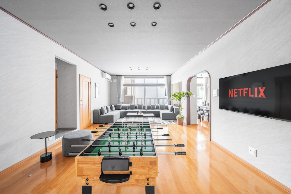 アパートメント ゲーム室7 | E-US SAKAEDORI HOUSE