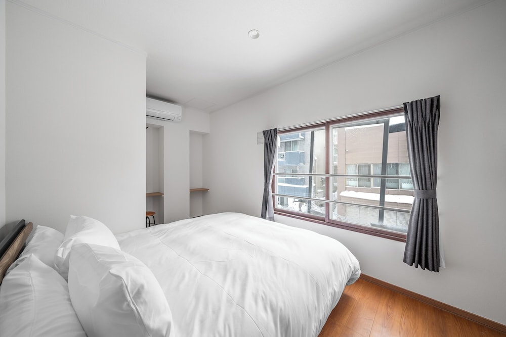 アパートメント 客室13 | E-US SAKAEDORI HOUSE