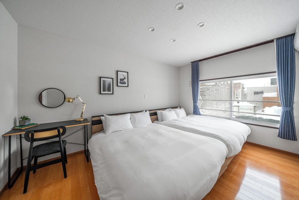 アパートメント 客室1 | E-US SAKAEDORI HOUSE