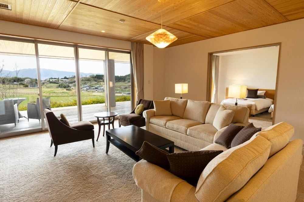 エグゼクティブ スイート リビング エリア0 | AUBERGE de SENVIE