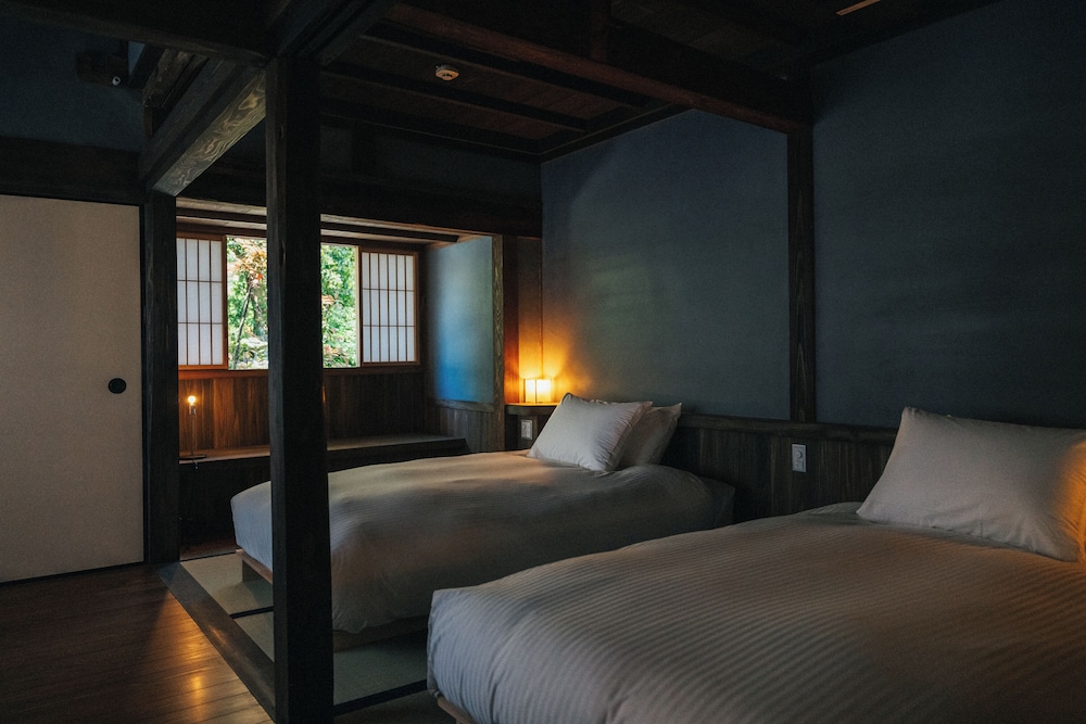 和風ヴィラ 2 ベッドルーム マウンテンビュー マウンテンサイド 客室1 | HOTEL RACCAN