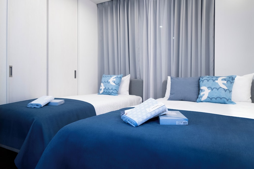 客室1 | The Peak Namba