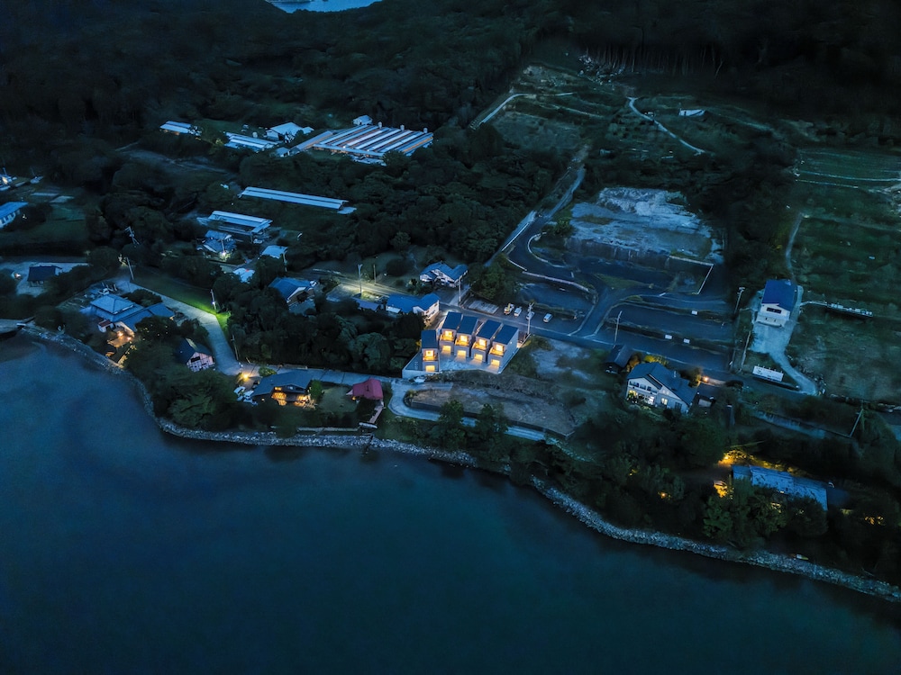 コンフォート ヴィラ 2 ベッドルーム シービュー 航空写真0 | Seaside Villa N+