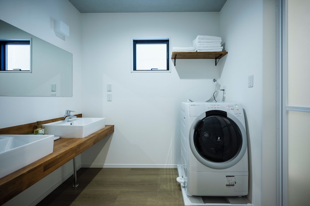 コンフォート ヴィラ 2 ベッドルーム シービュー 内装5 | Seaside Villa N+