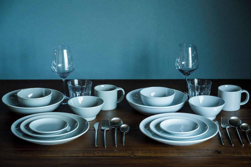 コンフォート ヴィラ 2 ベッドルーム シービュー 客室内のダイニングエリア4 | Seaside Villa N+