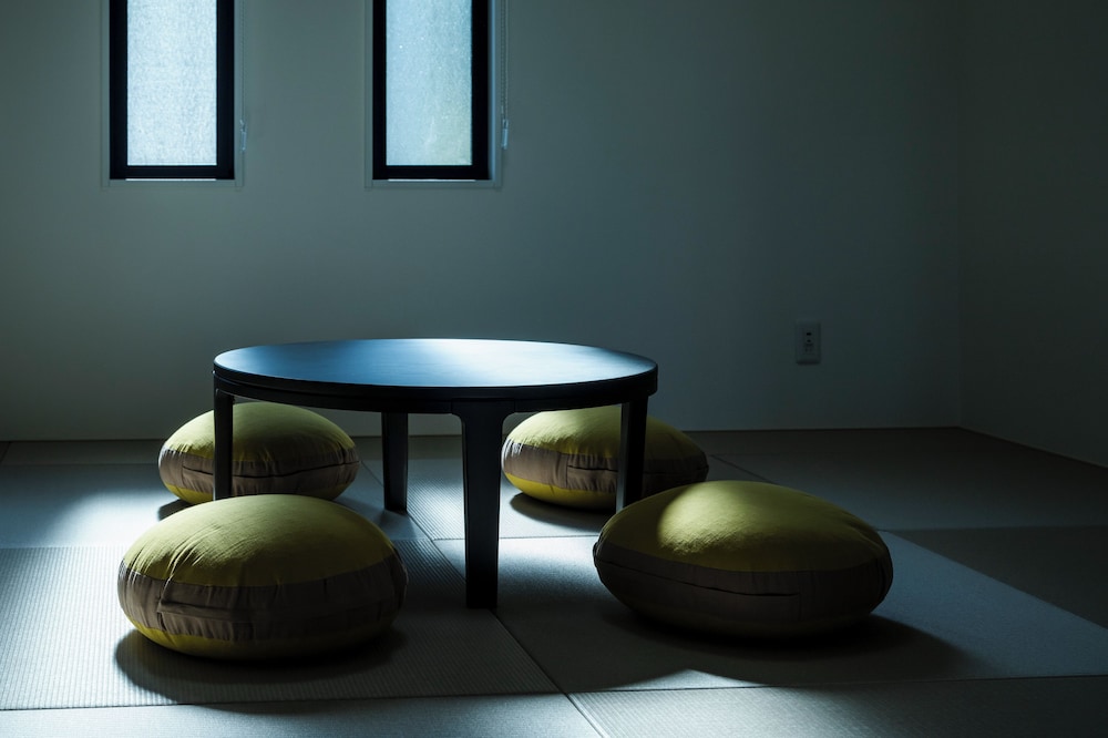 コンフォート ヴィラ 2 ベッドルーム シービュー 内装1 | Seaside Villa N+