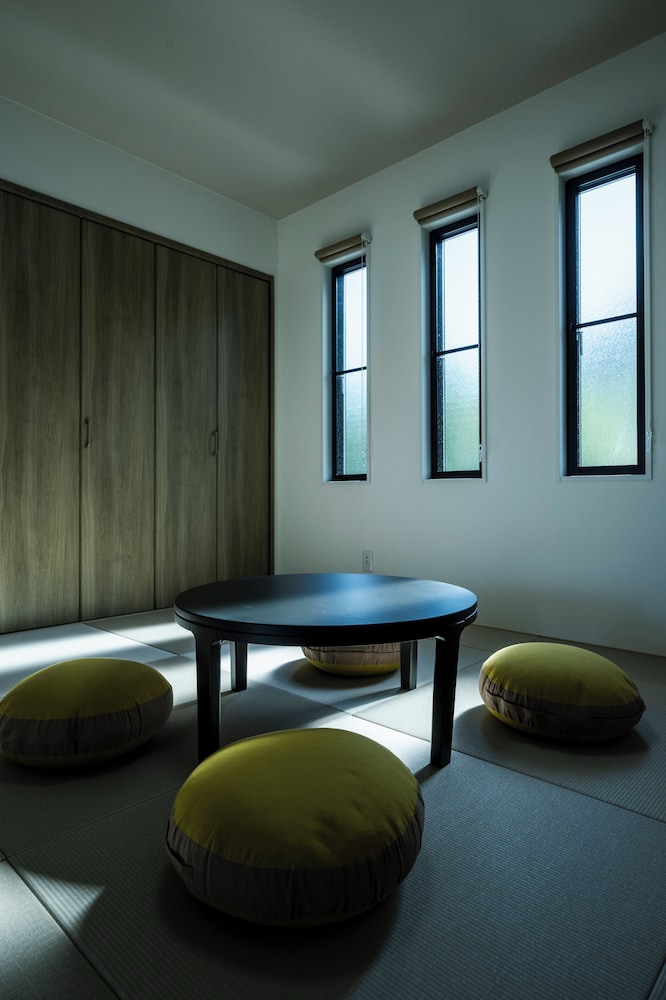 コンフォート ヴィラ 2 ベッドルーム シービュー 内装2 | Seaside Villa N+