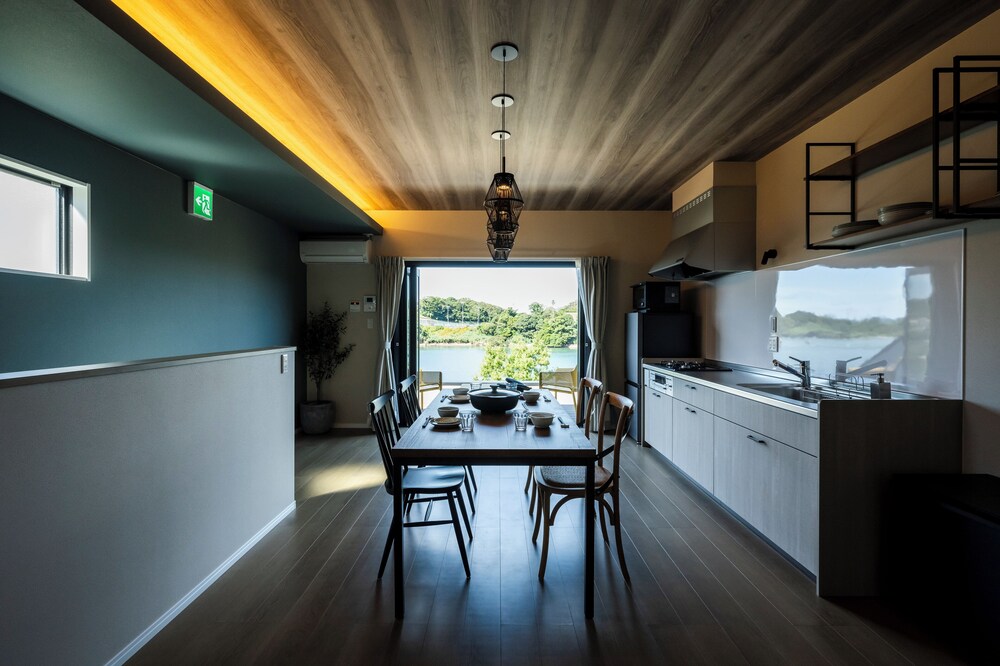 コンフォート ヴィラ 2 ベッドルーム シービュー レストラン2 | Seaside Villa N+