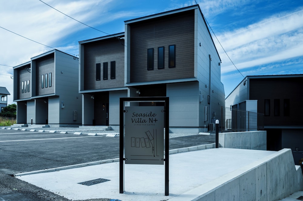 コンフォート ヴィラ 2 ベッドルーム シービュー 外観1 | Seaside Villa N+