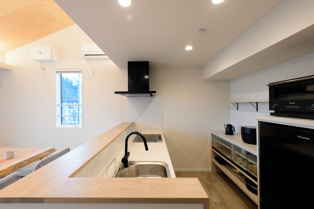 デザイン ヴィラ 2 ベッドルーム 専用キッチン1 | 四季の彩 箱根彫刻の森