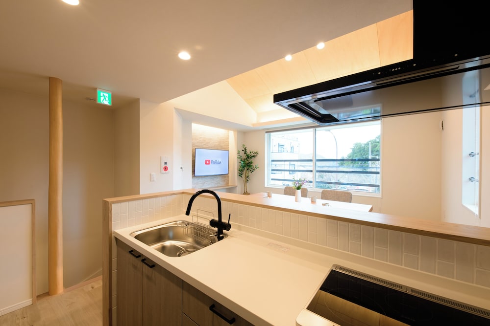 デザイン ヴィラ 2 ベッドルーム 専用キッチン2 | 四季の彩 箱根彫刻の森