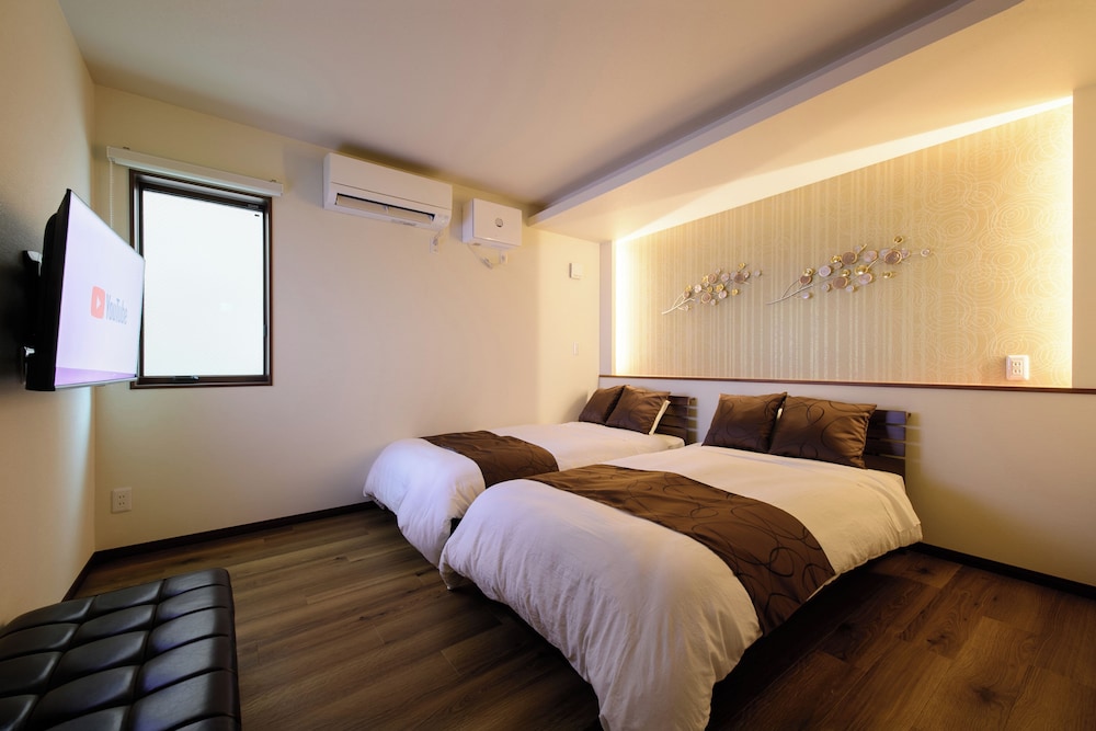 デザイン ヴィラ 3 ベッドルーム 客室3 | 四季の彩 箱根彫刻の森