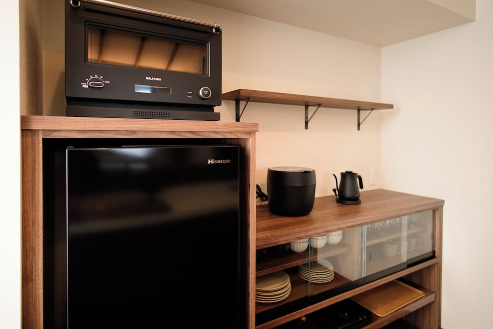 デザイン ヴィラ 3 ベッドルーム 専用キッチン7 | 四季の彩 箱根彫刻の森