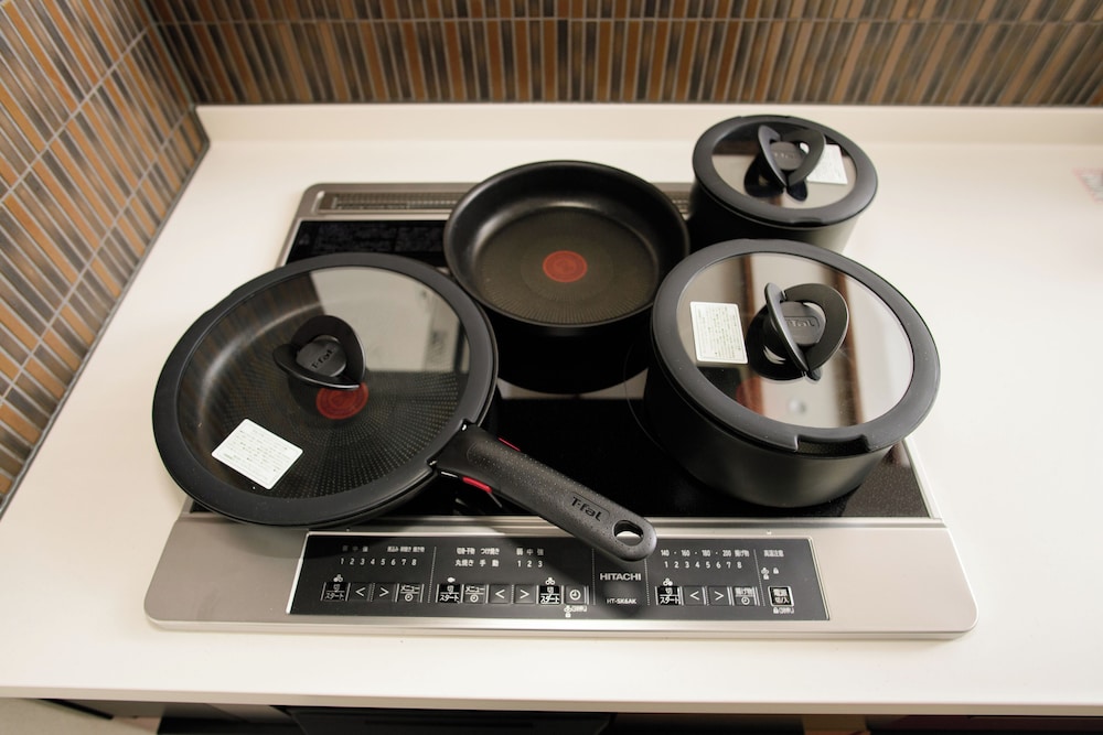 デザイン ヴィラ 3 ベッドルーム 専用キッチン11 | 四季の彩 箱根彫刻の森