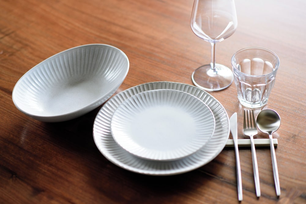 デザイン ヴィラ 3 ベッドルーム 客室内のダイニングエリア7 | 四季の彩 箱根彫刻の森