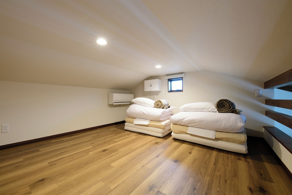 デザイン ヴィラ 3 ベッドルーム 客室8 | 四季の彩 箱根彫刻の森