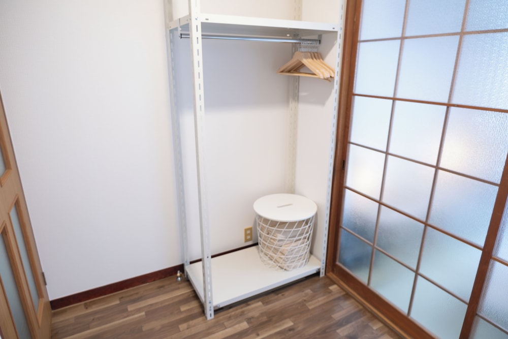 内装1 | Fukuoka Hakata Stay Balcony and Laundry