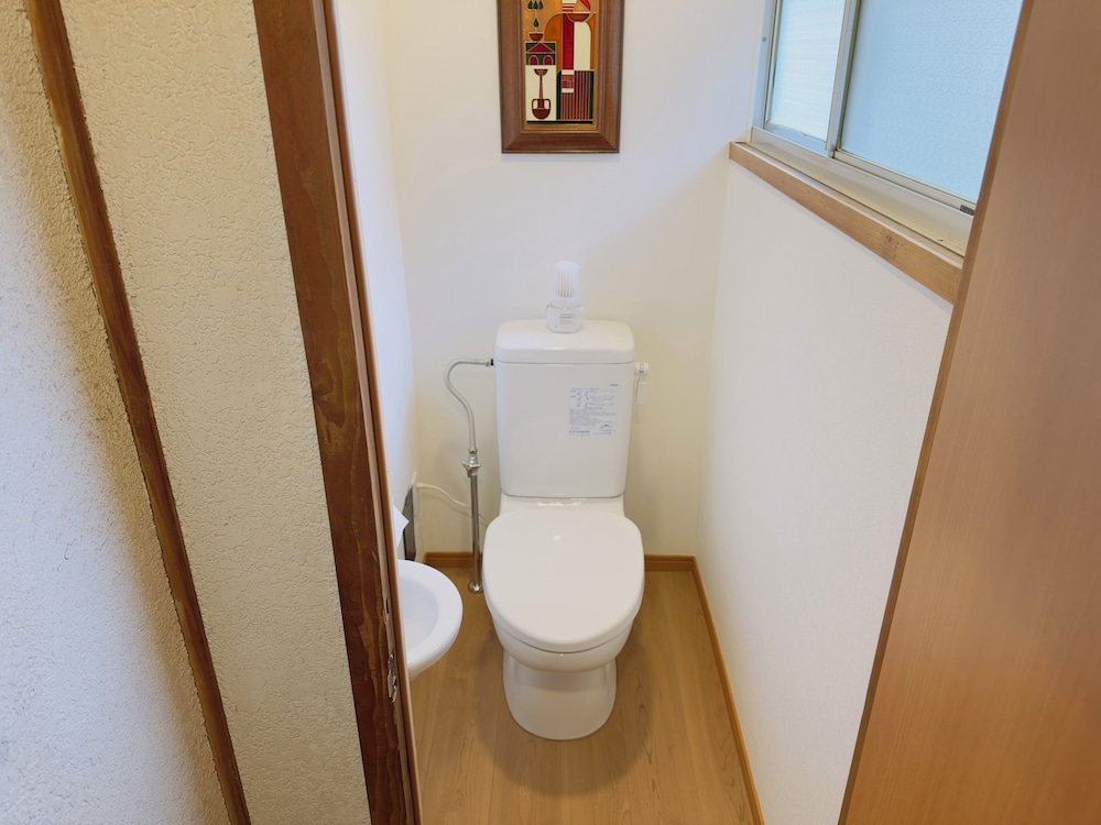 ファミリー ハウス 3 ベッドルーム 禁煙 キッチン バスルーム3 | HU1 The Old Futon Shop