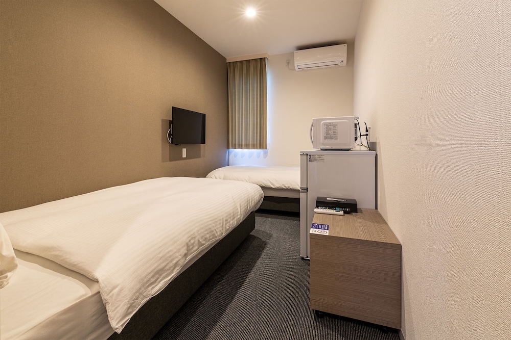 スタンダード ツインルーム 禁煙 (23時以降のチェックインはできませんのでご注意ください) | HOTEL R9 The Yard 牛久