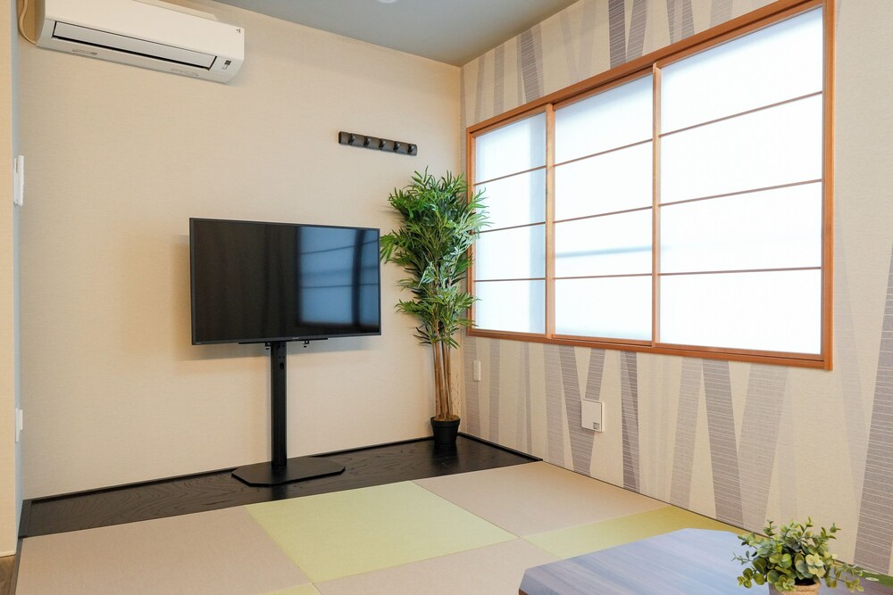 ファミリー アパートメント ベッド (複数台) 車椅子で利用可能な浴槽 キッチン (401) 内装0 | Seed INN Haneda Terrace