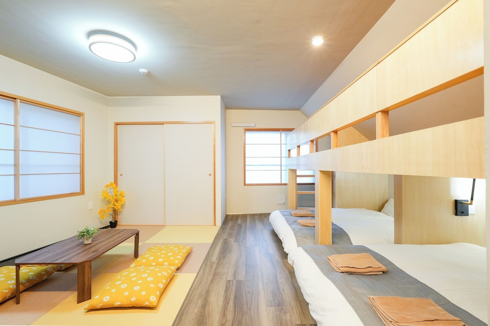 ファミリー アパートメント 車椅子で利用可能な浴槽 キッチン (402) 客室2 | Seed INN Haneda Terrace