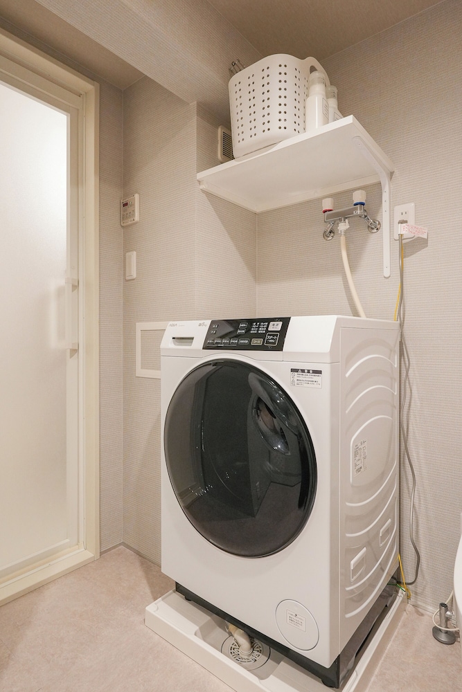 デラックス アパートメント ベッド (複数台) キッチン (302) 内装3 | Seed INN Haneda Terrace