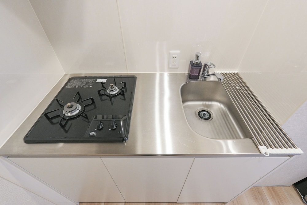 ベーシック アパートメント ダブルベッド 1 台 キッチン (101) 専用キッチン2 | Seed INN Haneda Terrace