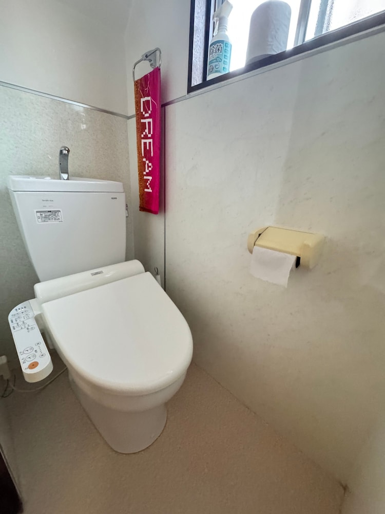 クラシック ダブルルーム 禁煙 バスルームのシンク0 | IPPAKU 一泊