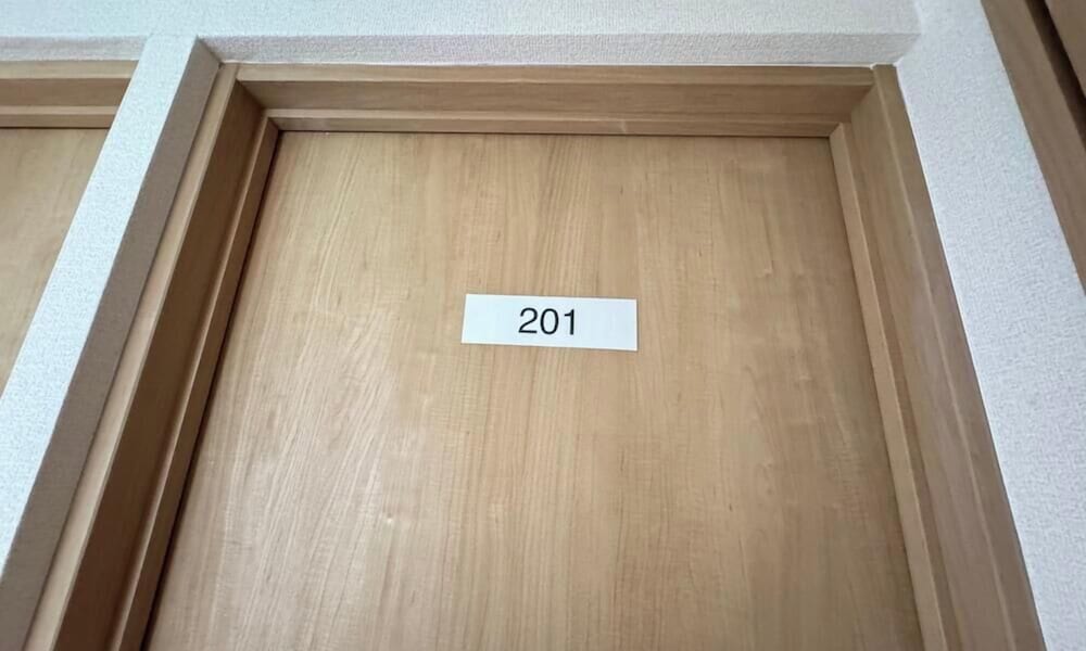 エコノミー ダブルルーム 禁煙 リビング エリア0 | IPPAKU 一泊