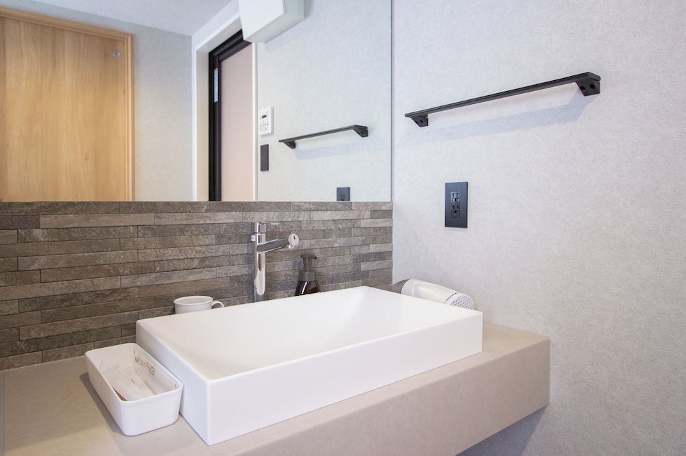 スーペリア トリプルルーム バスルーム1 | Hotel FUK＋O