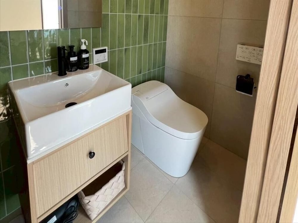 海眺望 トレーラーS03/シングル*2 (禁煙) バスルーム1 | THOUSAND　GARDEN　TARUMIZU