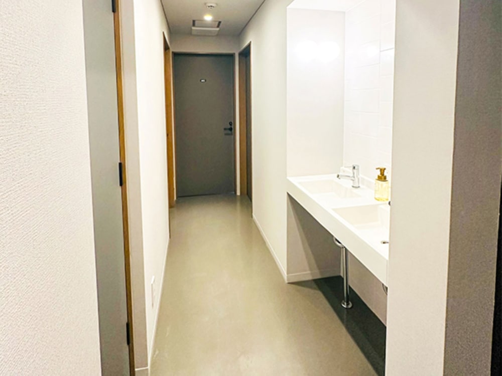 ダブルルーム 禁煙 共用バスルーム5 | リブマックスホステルズ東京上野
