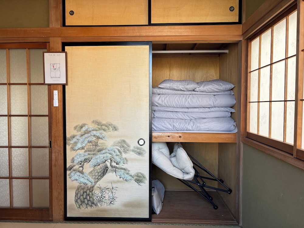 ファミリー ハウス 4 ベッドルーム 禁煙 シティビュー 客室9 | だるまホーム高崎 HU2