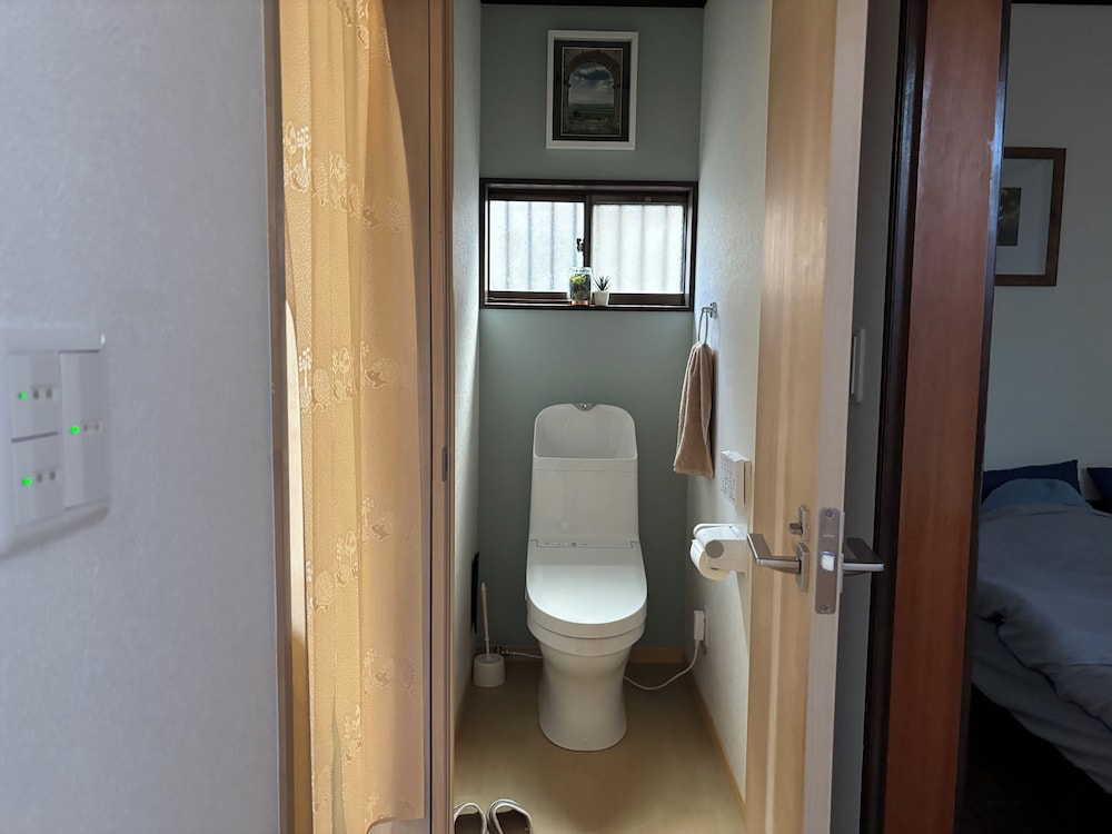 ファミリー ハウス 4 ベッドルーム 禁煙 シティビュー バスルーム0 | だるまホーム高崎 HU2