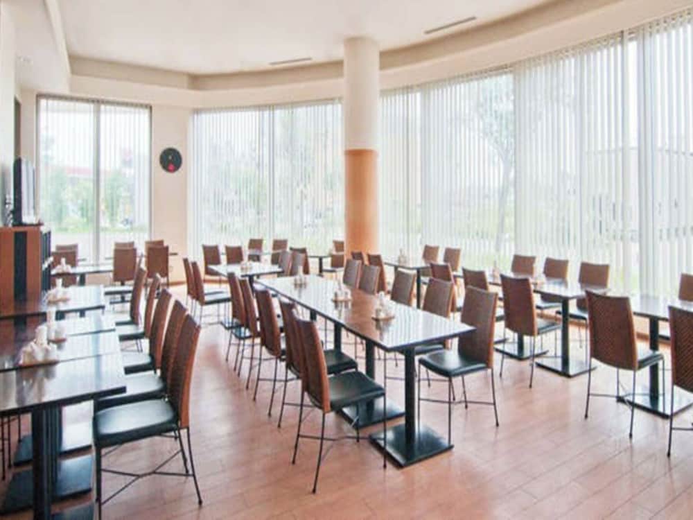 レストラン1 | ラスティングホテル