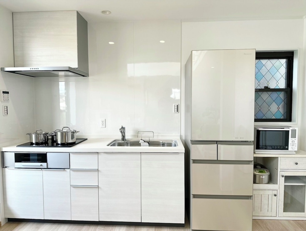 プレミアム ルーム マウンテンビュー 専用キッチン3 | Mulan Stay 松尾大社