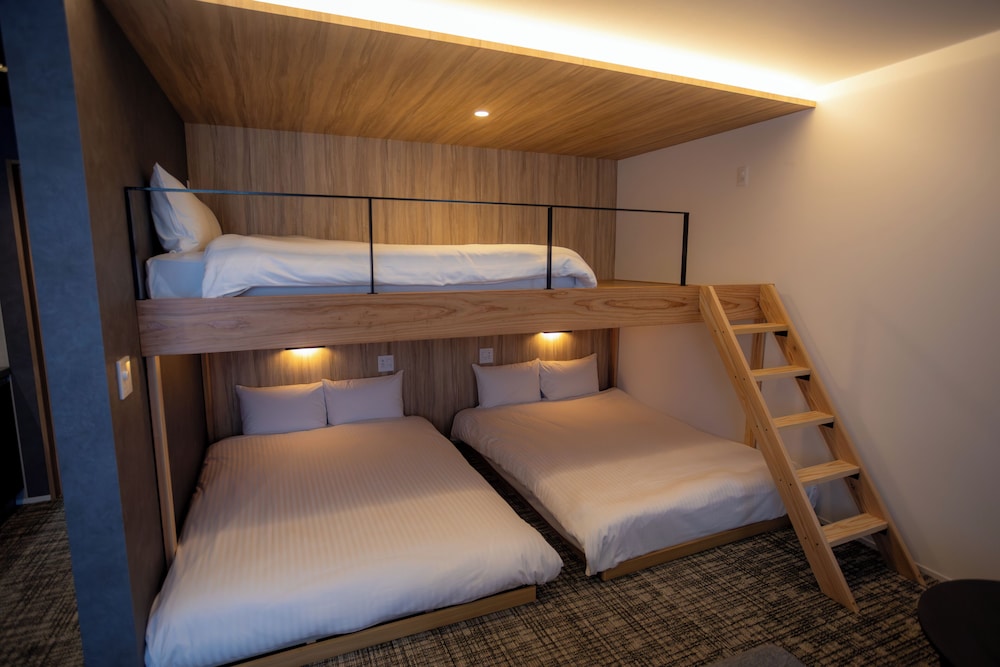 ファミリー トリプルルーム 禁煙 バルコニー 客室2 | THE NINE STATES HOTEL TOJINMACHI